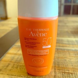 Eau Thermale Avène sunscreen lotion